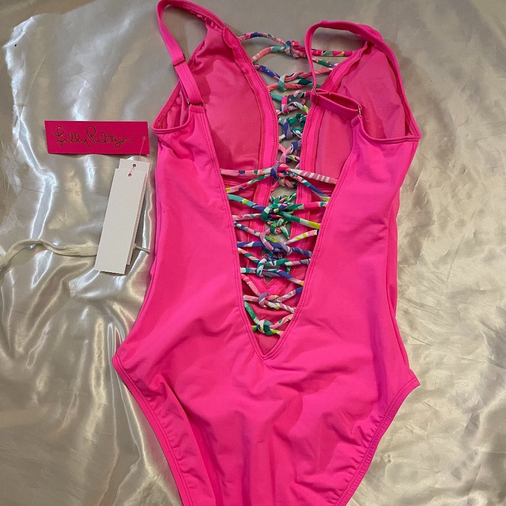 Lilly Pulitzer Isle Lattice 1Piece Pink Sz 0-2-4 - Picture 4 of 10
